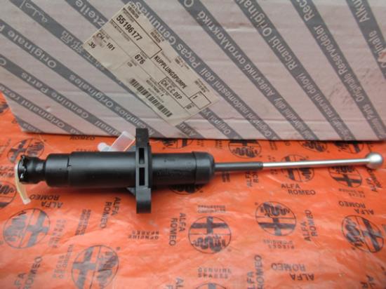 55196177 Hoofdcilinder koppeling