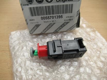 55701395 Remlichtschakelaar