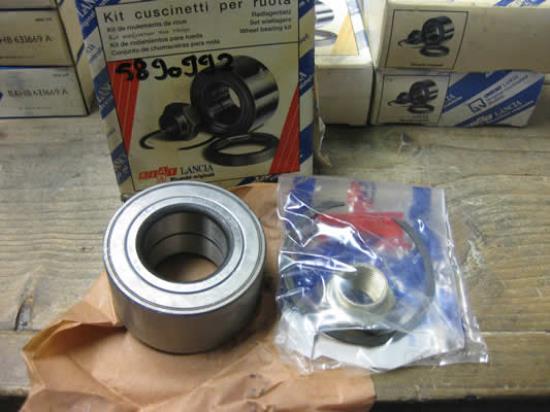 5890992 Wiellagerset