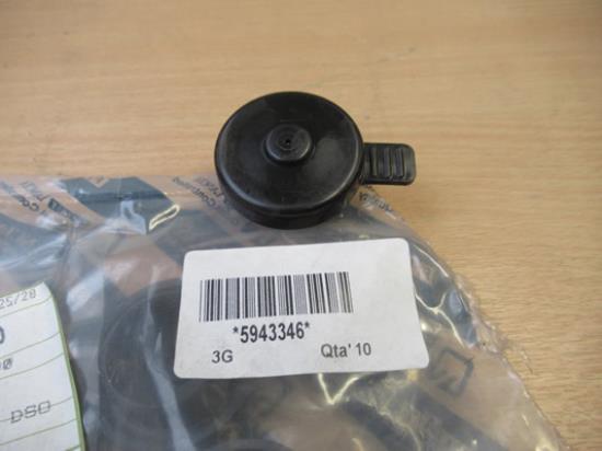 5943346 Plug reservoir ruitensproeiervloeistof