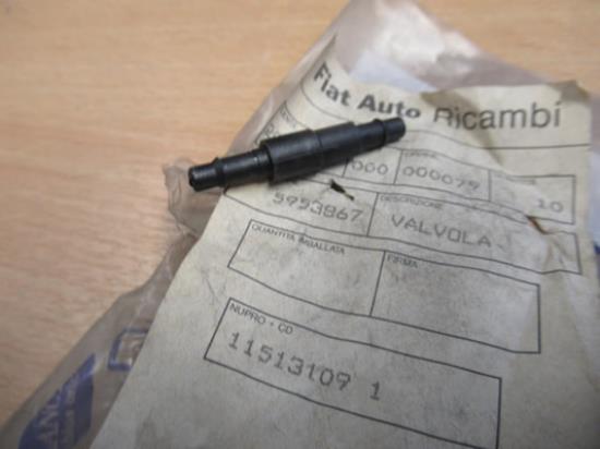 5953867 Terugslag klep ruitensproeier