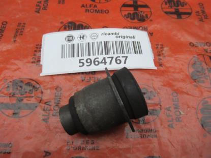 5964767 Bus gummistuk achterzijde stuurarm Fiat Ritmo en Regata