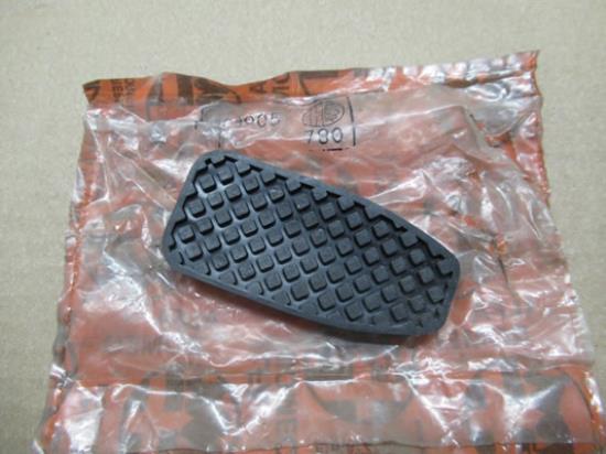 60501331 Pedaalrubber voor koppeling en rempedaal