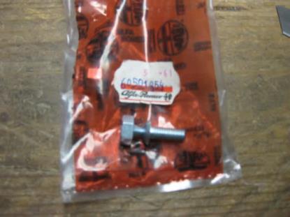 60501854 Breekbout contactslot