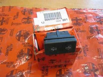 60501875 Schakelaar elektrische raambediening Alfa Romeo 75 33 905