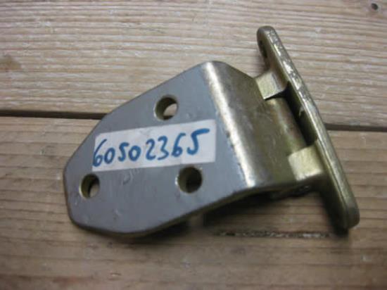 60502365 Scharnier achterzijde rechts Alfa Romeo 33