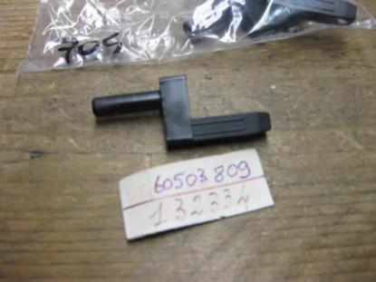 60503809 Hoedenplanksteun pen rechts