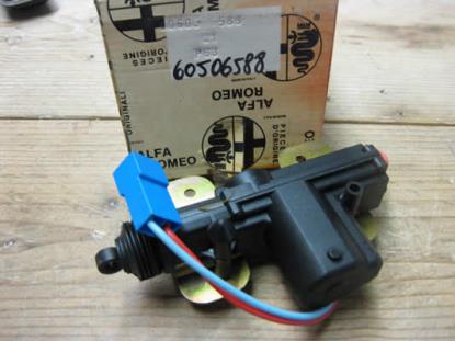 60506588 Deurslot centrale deurvergrendeling Alfa Romeo 33 achterzijde