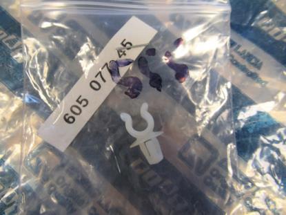 60507745 Veertje kabelbundel houder Alfa romeo 145 146