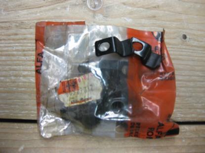 60509032 Montage beugel achterklep spoiler