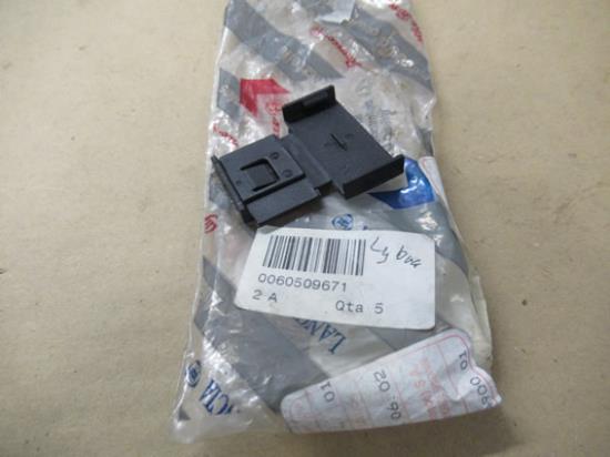 60509671 Blok  voorruit