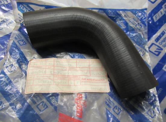 60510275 Radiateurslang 3.0 V6