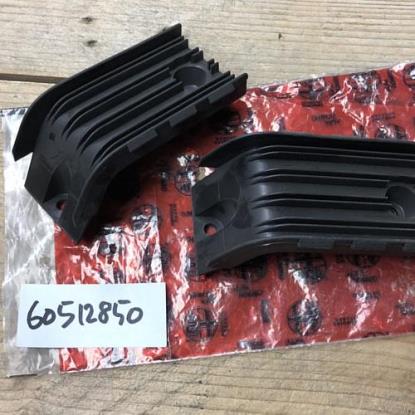 60512850 Steun afdekking houder bougiekabels Alfa Romeo 164 75