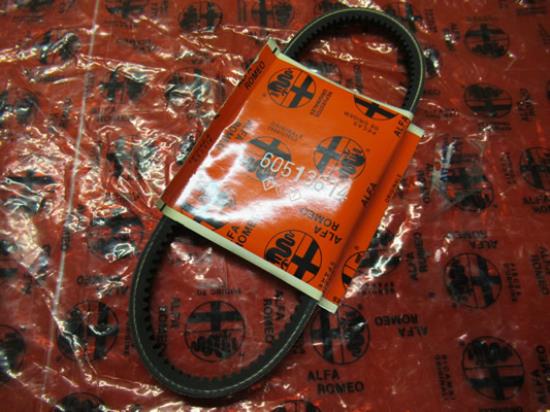 60513614 Multiriem 625mm 2.5 TD