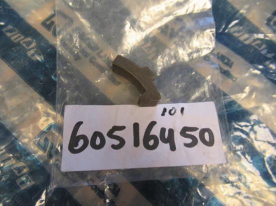 60516450 Tirant blokeer Alfa Romeo versnellingsbak as spider