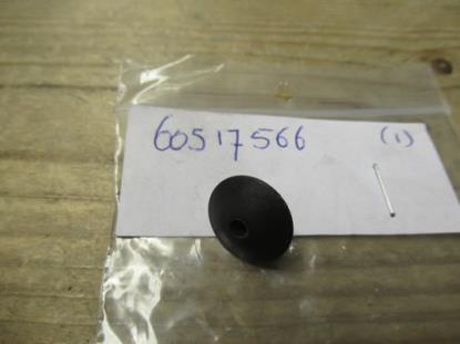 60517566 Plug bevestiging sideskirt Alfa Romeo 33