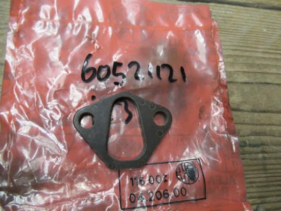 60521121 Afstandstuk brandstofpomp