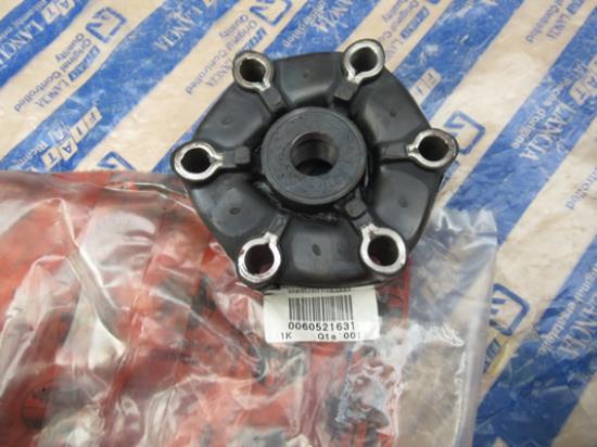 60521631 Hardyschijf koppelingsrubber Alfa Romeo Giulietta Alfetta 75 90 GT GTV GTV6