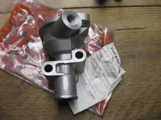 60522870 Thermostaathuis Alfa Romeo 75 Twin spark Spider 115-serie