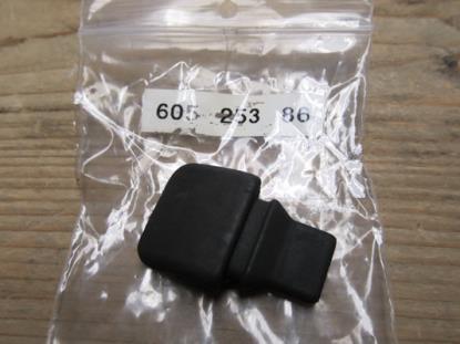 60525386 Rubber hoedenplank Alfa Romeo 33 1990-1994 905