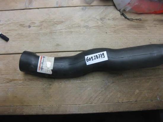 60528779 Buis naar luchtfilterhuis