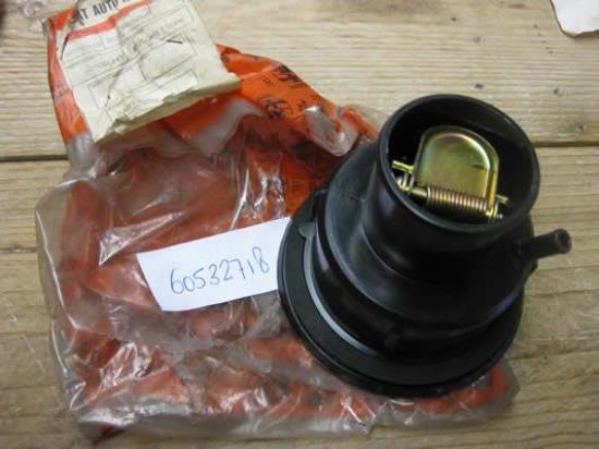 60532718 Vulhals benzinetank Alfa Romeo 75