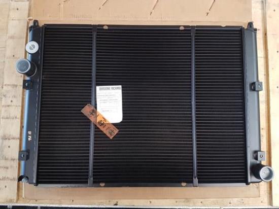 60533513 Radiateur koelradiateur Alfa Romeo 75 TD