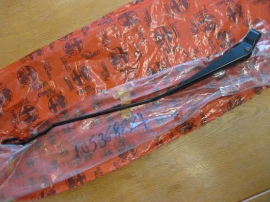 60536884 Ruitenwisserarm