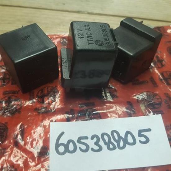 60538805 Ruitenwisser relais Alfa Romeo 33