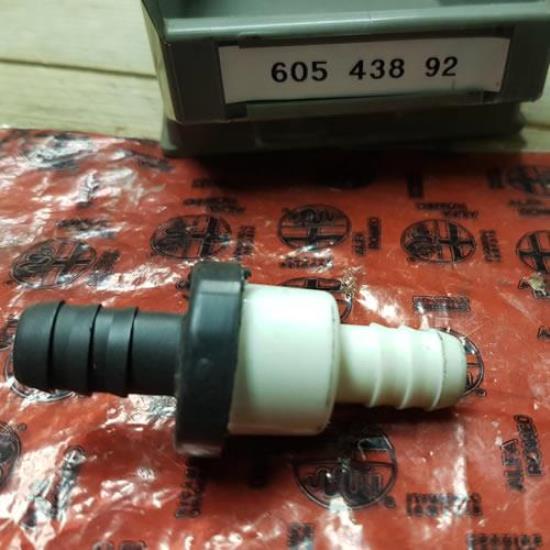 60543892 Rembekrachtiger slang klep