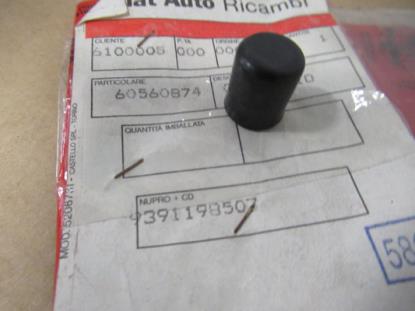 60560874 Afdekkap vering voorzijde Alfa Romeo 164 33