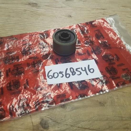 60568546 Bus elastisch schakelstang