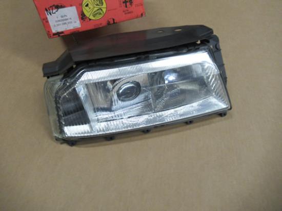 60568616 Koplamp rechts