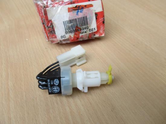 60569340 Remlicht schakelaar