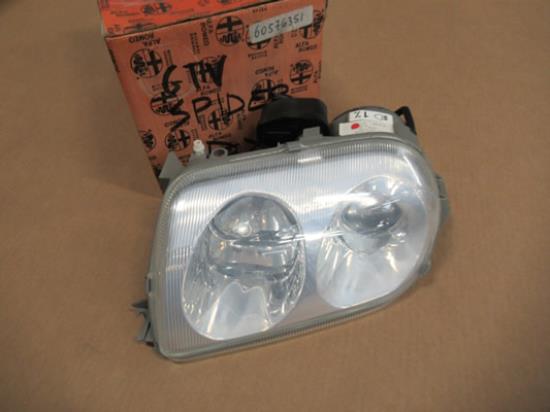 60576351 Koplamp rechts