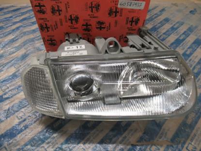 60587937 Koplamp rechts