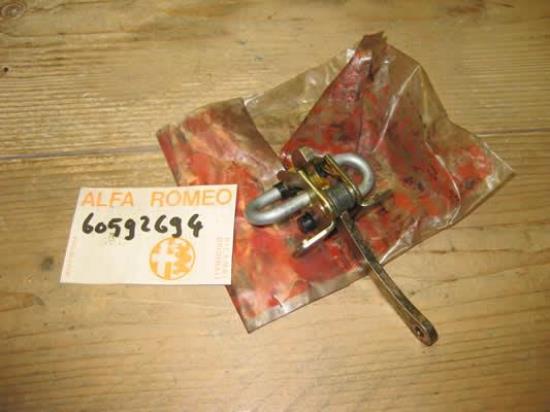 60592694 Deurvanger voorzijde achterzijde Alfa romeo 33 905 907