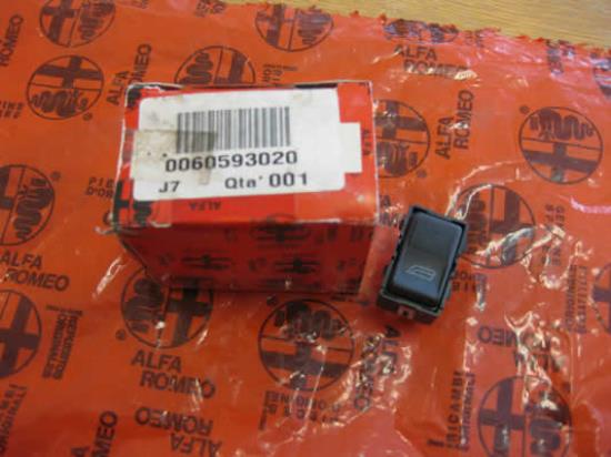 60593020 Schakelaar raambediening