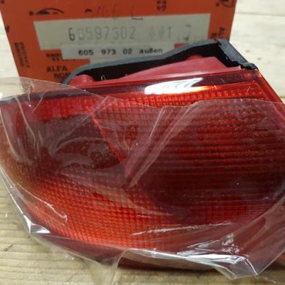 60597302 Verlichting achterzijde links buitenkant Alfa Romeo 166