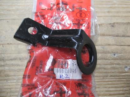 60608046 Beugel luchtfilterhuis