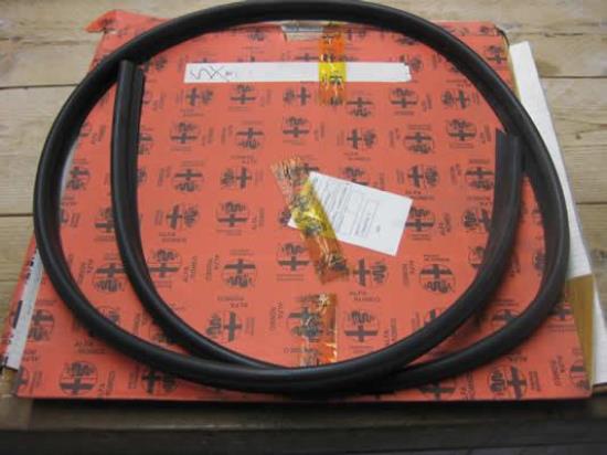 60611826 Dakgootrubber bekleding rechts