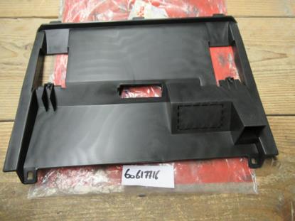 60617716 Sierstuk dashboardkast