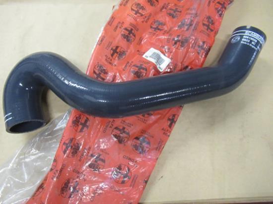 60619008 Luchtslang naar warmtewisselaar 2.4 JTD