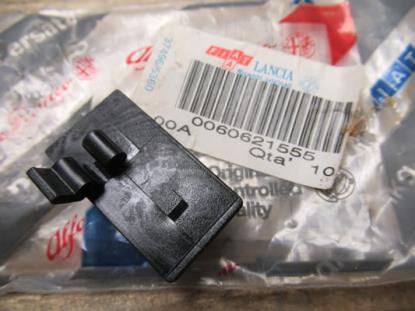 60621555 Bevestiging dorpellijst links