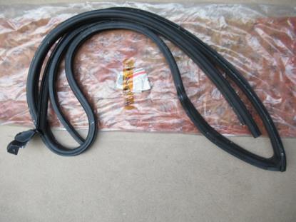 60624860 Deurrubber pakking voorzijde links