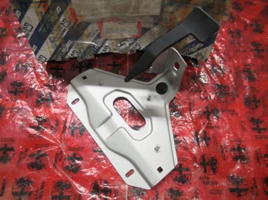 60627206 Vergrendeling motorkap