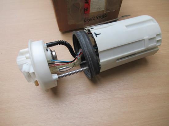 60628082 Brandstofpomp