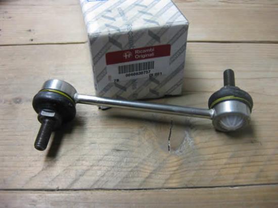 60630757 Koppelstang