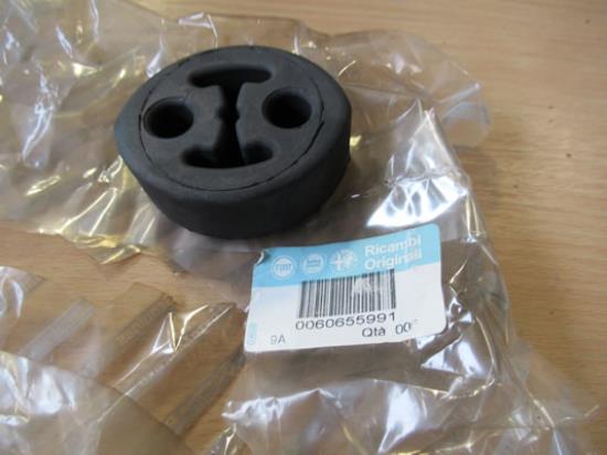 60655991 Uitlaat ophangrubber