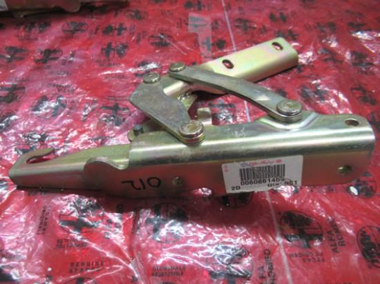 60661409 Motorkap scharnier links